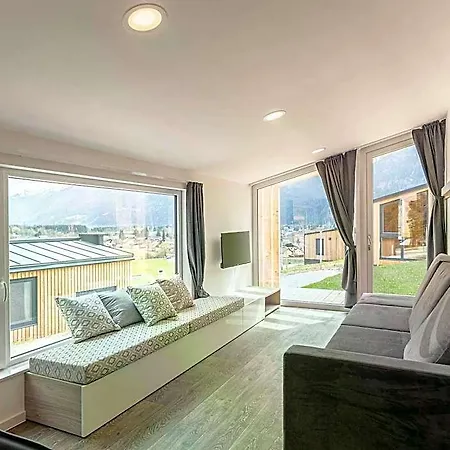 Modern With Air Conditioning 2*